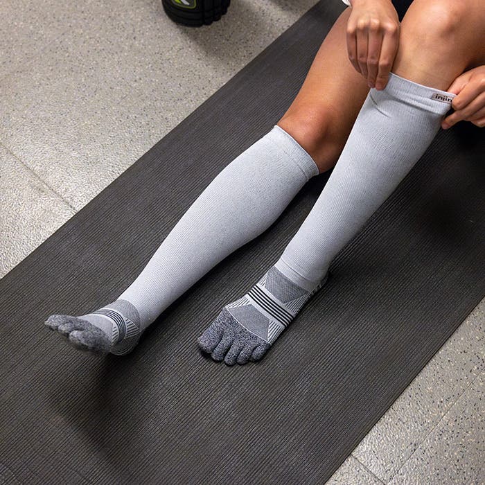 Injinji Compression Over the Calf Sock Womens SS26 - Image 5