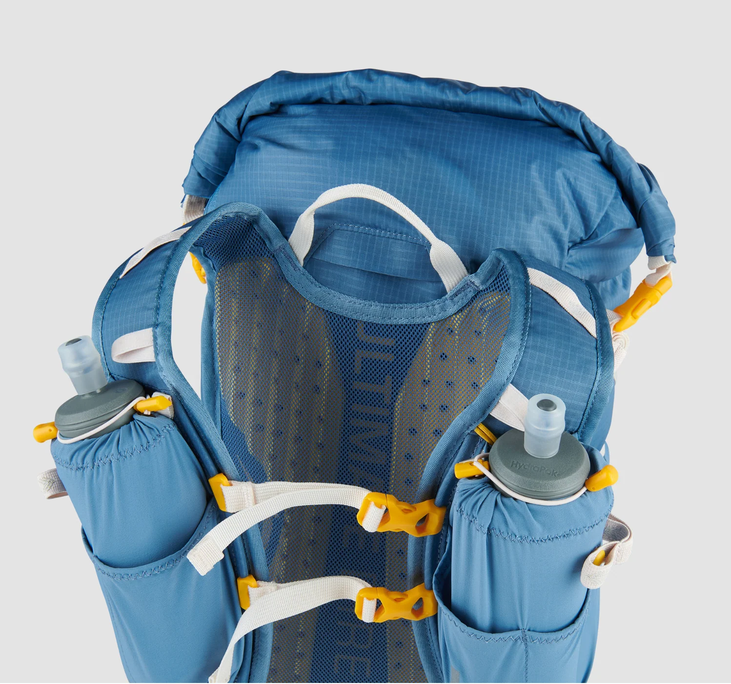 Ultimate Direction FastpackHer 30 Vest 2.0 - Image 3