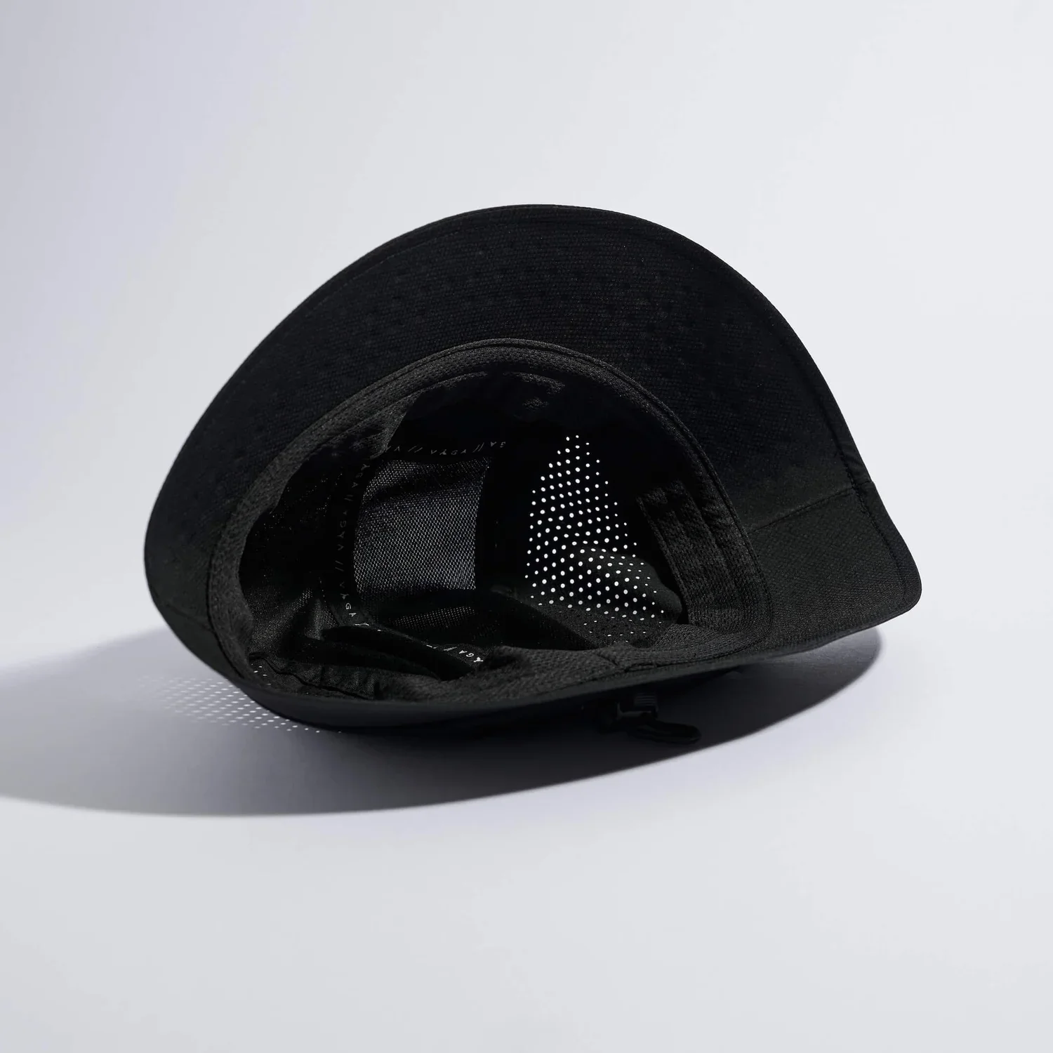 Vaga Feather Bucket Hat SS26 - Image 8